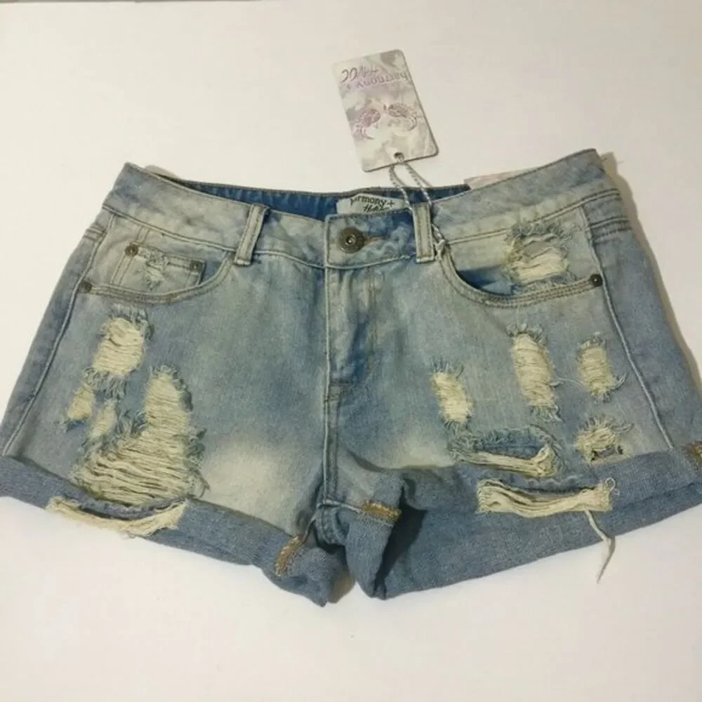 ✨Boyfriend Destroyed Shorts✨